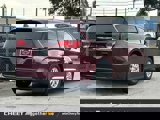 Used 2019 Chrysler Pacifica Touring image 4
