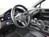 Used 2022 Porsche Cayenne image 4