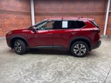 Used 2021 Nissan Rogue SV image 3