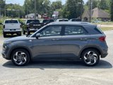 Used 2024 Hyundai Venue SEL image 4