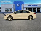 Used 2022 Toyota Corolla LE image 3