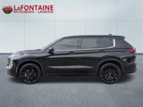 Used 2023 Mitsubishi Outlander SE Black Edition image 2