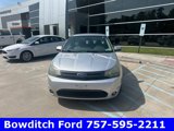 Used 2010 Ford Focus SE image 2