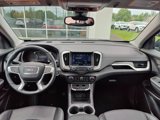 Used 2024 GMC Terrain SLT image 2