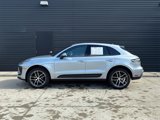 Certified 2024 Porsche Macan image 2