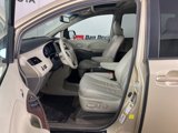 Used 2013 Toyota Sienna XLE image 3