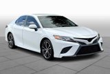 Used 2018 Toyota Camry SE image 2