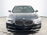 Used 2018 BMW 750i image 2