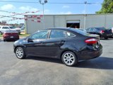 Used 2016 Ford Fiesta SE w/ Cold Weather Package image 3
