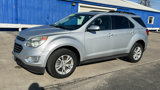 Used 2017 Chevrolet Equinox LT image 2