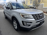 Used 2017 Ford Explorer XLT w/ Equipment Group 202A image 6
