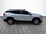 Used 2021 GMC Terrain SLE w/ Driver Convenience Package image 4