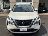 Used 2022 Nissan Rogue SV image 2
