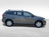 Used 2017 Dodge Journey SE w/ Flexible Seating Group image 4