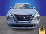 Used 2023 Nissan Rogue SV image 2