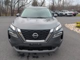 Used 2022 Nissan Rogue SV image 2