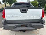 Used 2002 Chevrolet Avalanche 4x4 w/ North Face Edition image 5