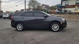 Used 2022 Chevrolet Equinox LS image 2