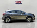 Used 2020 Nissan Rogue Sport SV image 2