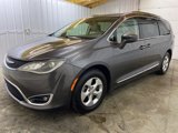 Used 2017 Chrysler Pacifica Touring-L Plus image 3