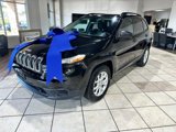 Used 2016 Jeep Cherokee Sport image 2