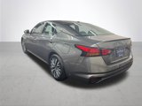 Used 2023 Nissan Altima 2.5 SV image 3