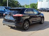 Used 2020 Ford Edge Titanium image 5