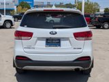 Used 2017 Kia Sorento EX image 4