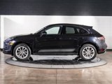 Used 2025 Porsche Macan image 2