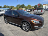 Used 2017 Volvo V60 T5 Cross Country w/ Technology Package image 5