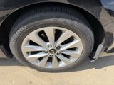 Used 2018 Kia Optima S image 3