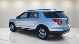 Used 2016 Ford Explorer XLT w/ Equipment Group 202A image 5