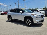 Used 2021 Nissan Rogue SV image 2