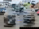 Used 2022 Volkswagen Tiguan SE w/ Panoramic Sunroof Package image 2