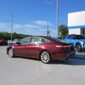Used 2015 Toyota Avalon Limited image 3