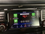 Used 2018 Nissan Rogue SV image 3