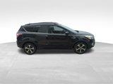 Used 2017 Ford Escape SE w/ Equipment Group 201A image 4