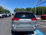 Used 2014 Toyota Sienna LE image 3