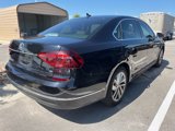 Used 2018 Volkswagen Passat 2.0T SE image 3