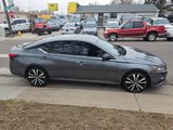 Used 2020 Nissan Altima 2.5 SR w/ Premium Package image 4