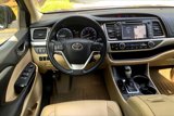 Used 2017 Toyota Highlander XLE image 5