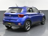 Used 2024 Hyundai Venue Limited image 5