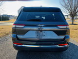 Used 2022 Jeep Grand Cherokee Limited image 6
