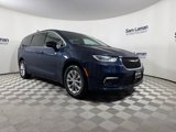 New 2025 Chrysler Pacifica AWD image 2