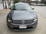 Used 2015 Volkswagen Passat 1.8T SE image 3