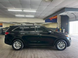 Used 2017 Kia Sorento LX w/ LX Convenience Package image 5
