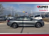 Used 2021 Volkswagen Jetta SE image 4