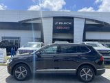 Used 2018 Volkswagen Tiguan SEL image 2