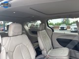 Used 2018 Chrysler Pacifica Limited w/ Advanced Safetytec Group image 3