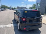 Used 2018 Jeep Renegade Latitude image 3